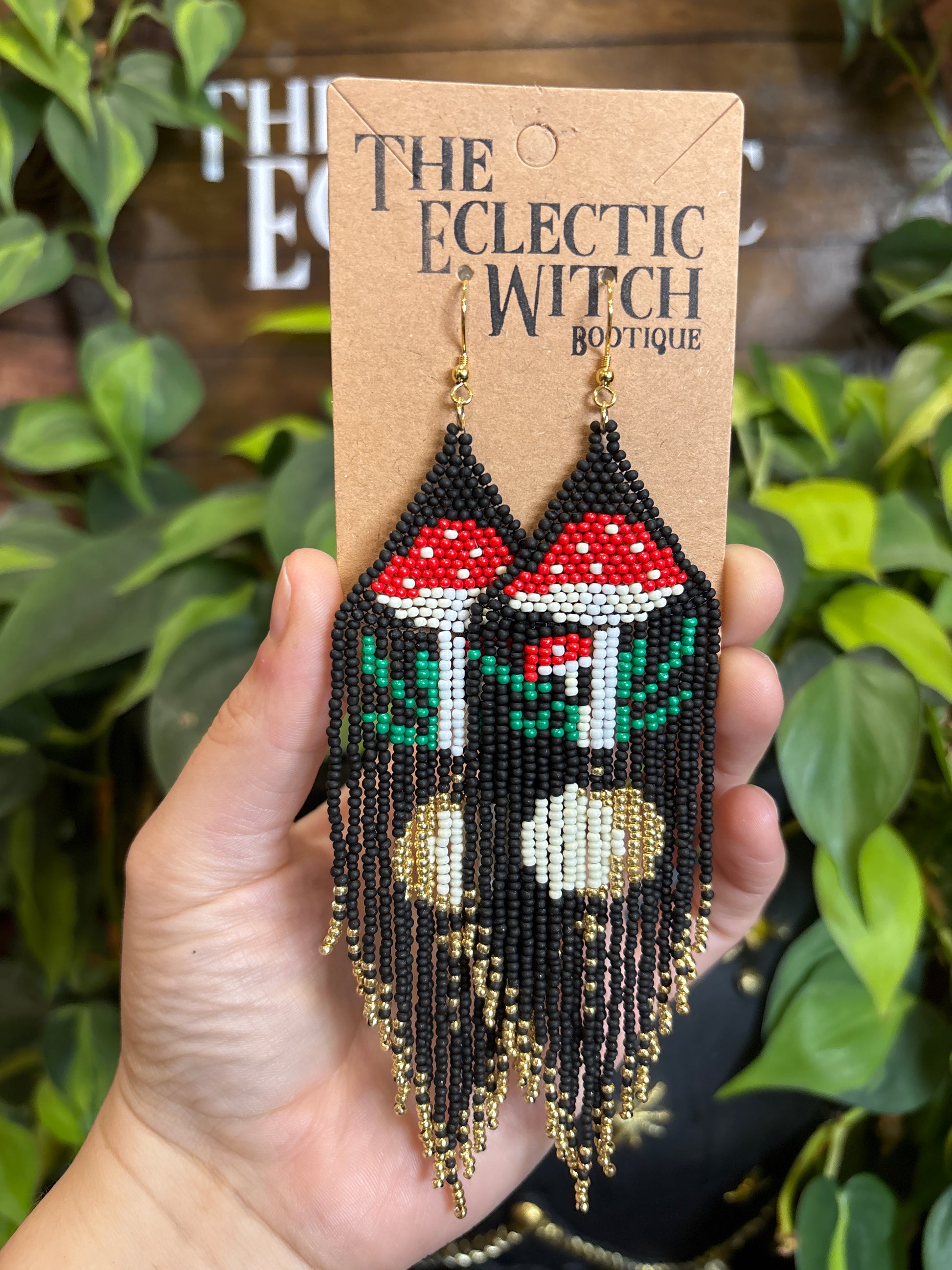 Beaded Mushroom Earrings (Black)